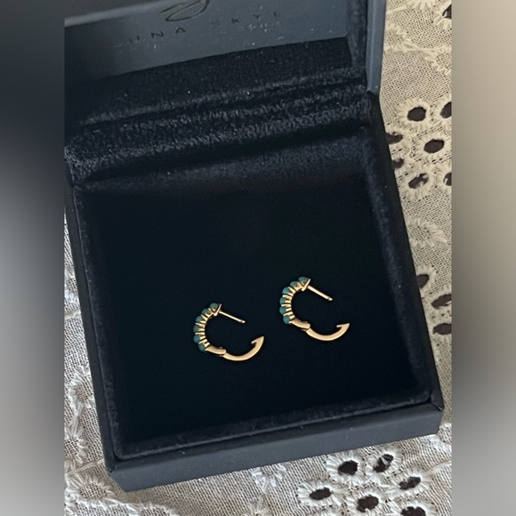 Luna Skye 14k yellow gold, turquoise mini hoop huggie pair - Picture 6 of 16
